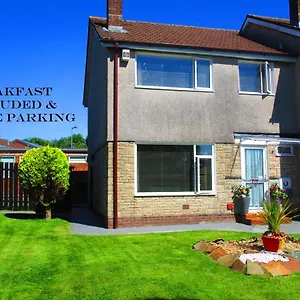 Bed & Breakfast Super Single, Cardiff